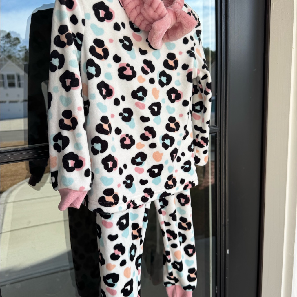 Leopard Print Kids Pajamas - Pink And Black